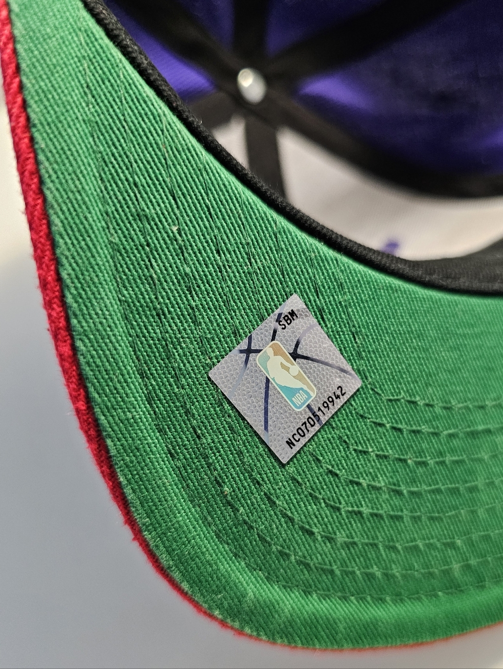 Mitchell & Ness NBA Toronto Raptors Hat - Picture 11 of 15